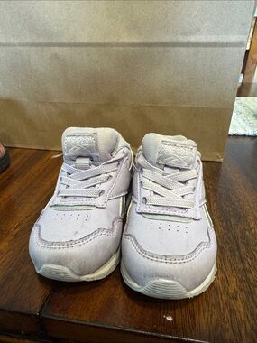 Reebok Kids Lavender Classic Sneaker
